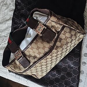 Vintage Gucci handbag